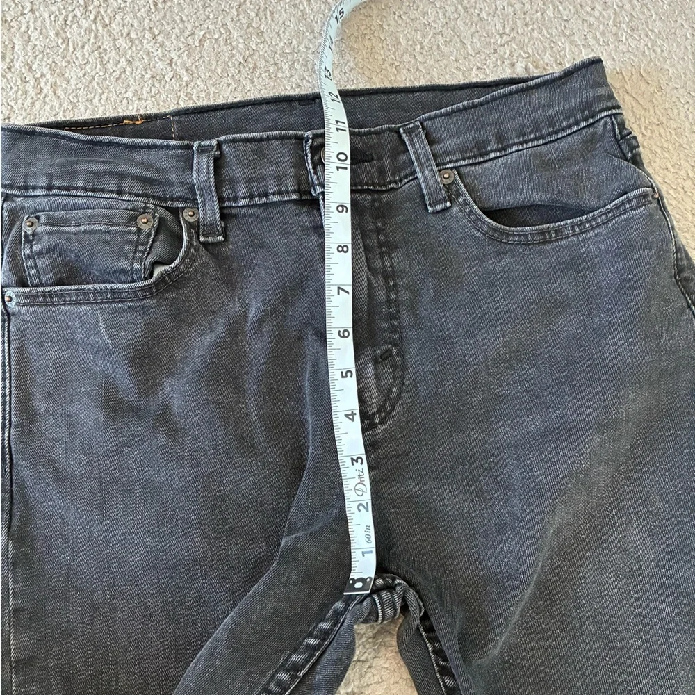 Levi Men's 510 Black Distressed Jeans W32 L29 Casual Everyday Denim